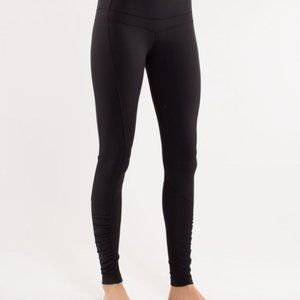 Lululemon tight / pant size 6